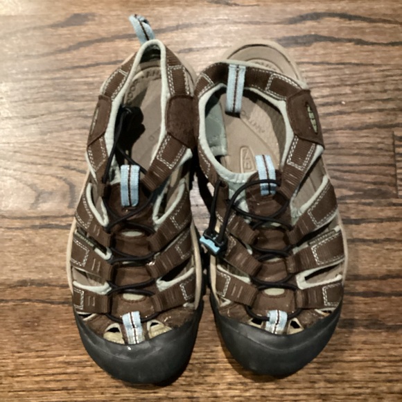 Keen Newport Brown Aqua Sport Women’s Size 6.5 Hiking & Water Sandals - Picture 2 of 8